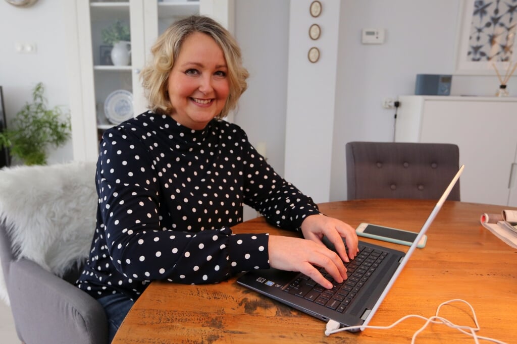 Yvonne Tiemeijer is schrijver van levensverhalen bij Vertel Het Mij. 