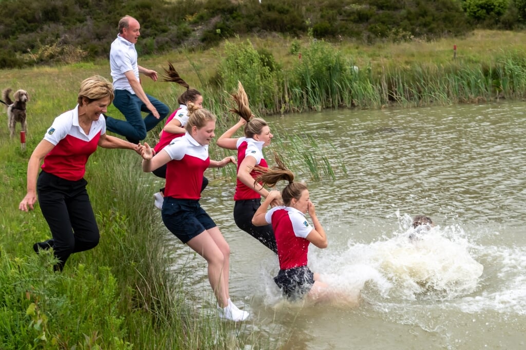 Wanneer gaan we weer golfers uit de Hoofdklasse de traditionele sprong in het water zien maken?