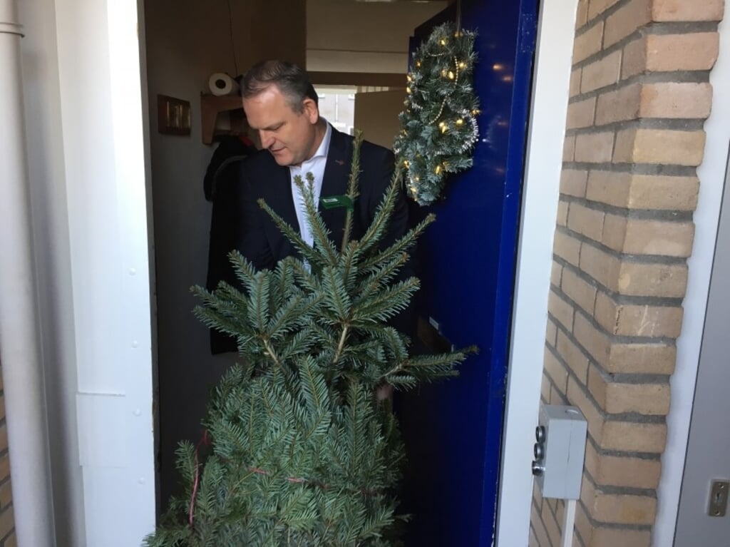 Wethouder Gerard Slegers (openbare Ruimte) zette zich in om het kerstbomenbos te realiseren.