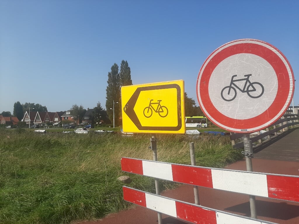 Het fietspad Molenkade is tijdelijk afgesloten.