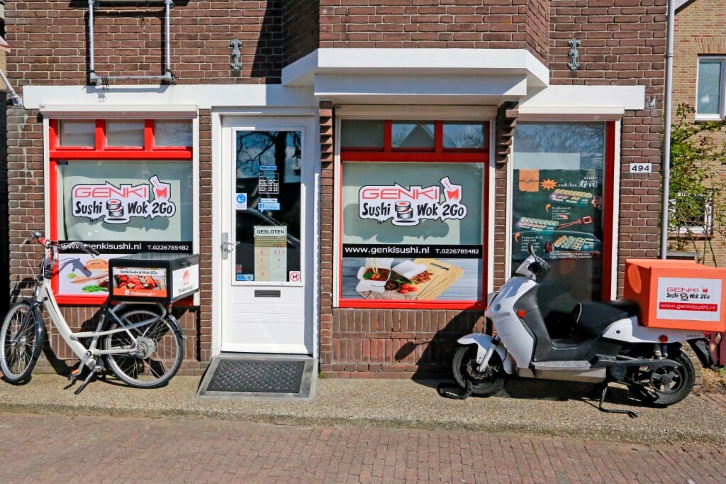 Genki Sushi & Wok, Dorpsstraat 494, Zuid-Scharwoude, tel. 0226-785482, www.genkisushi.nl.