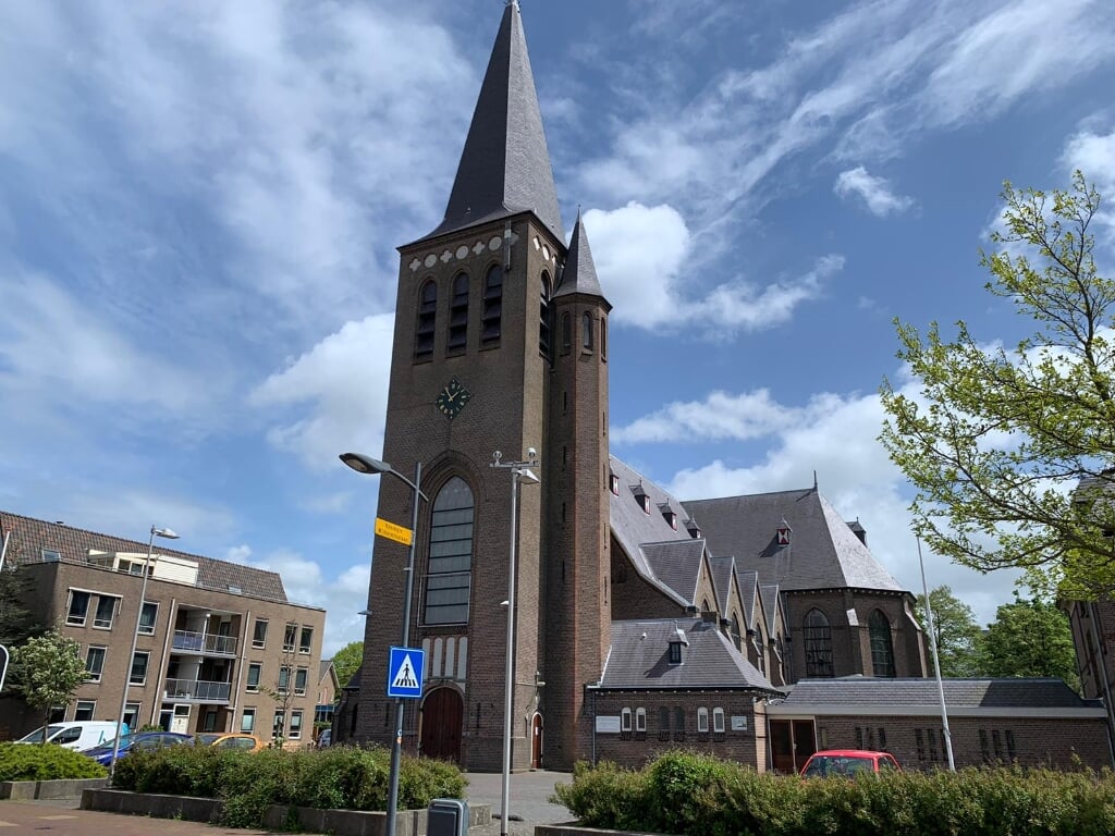 Vrijdag 4 juni staat de Voedselbank op het kerkplein voor de Pancratiuskerk van 10.00 tot 12.00 uur.  