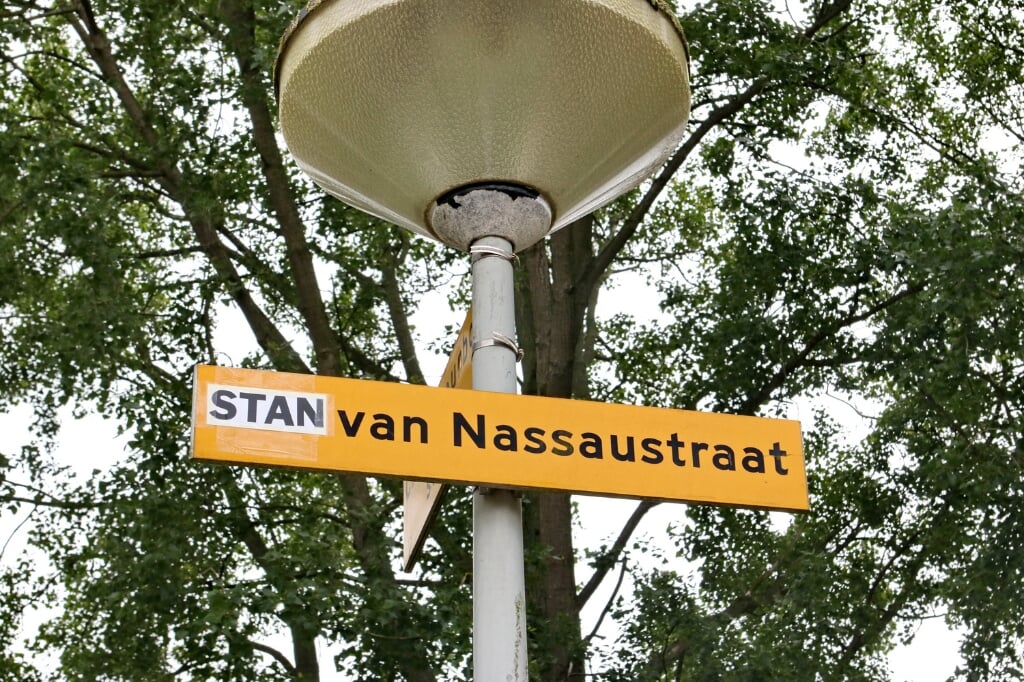 Er is een kindje geboren in de Nassaustraat.