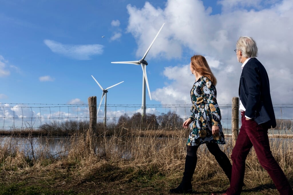 Rijnland Energie Coöperatie opent op 11 september de deuren voor het publiek bij windmolens De Watergeuzen in Zoeterwoude.