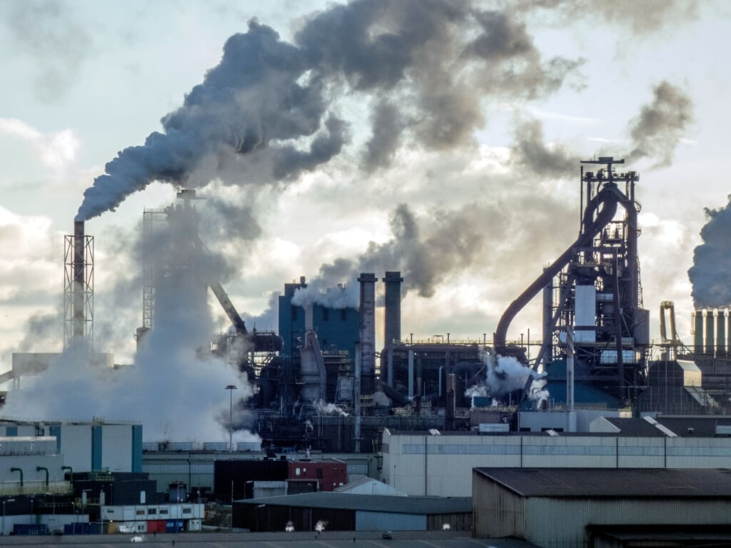 KWF Kankerbestrijding mengt zich ook in de schadelijke stoffen-discussie van Tata Steel .