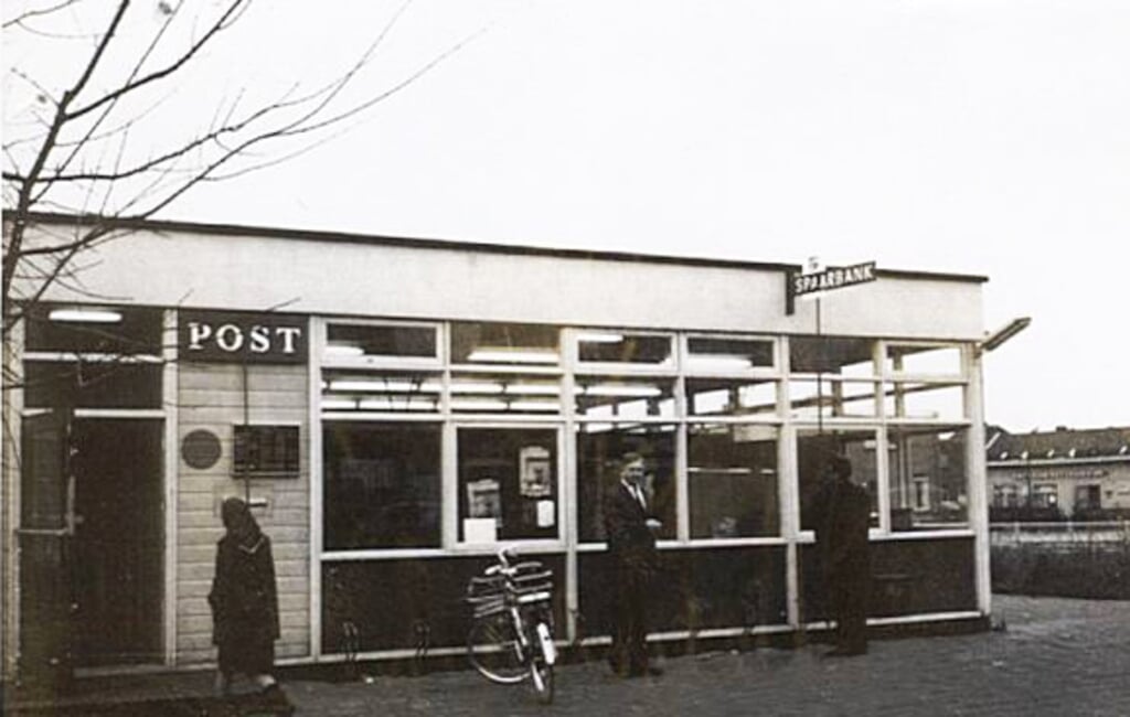 Het tijdelijke postkantoor waar Peter van 1971 tot 1973 zijn post sorteerde.