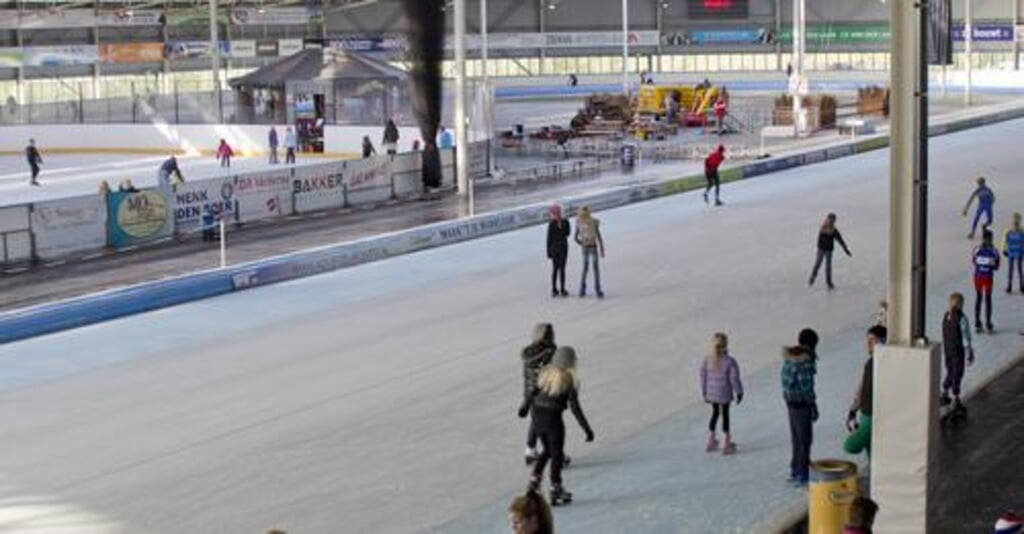 Rondjes schaatsen in De Westfries.