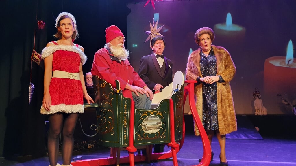 Gastvrouw Rosa Mee, de Kerstman, Willy Alberti en Tante Leen.