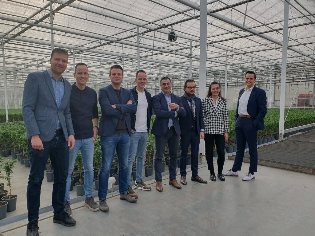 Een delegatie van de VVD bracht maandag 12 december een werkbezoek aan de glastuinbouw.