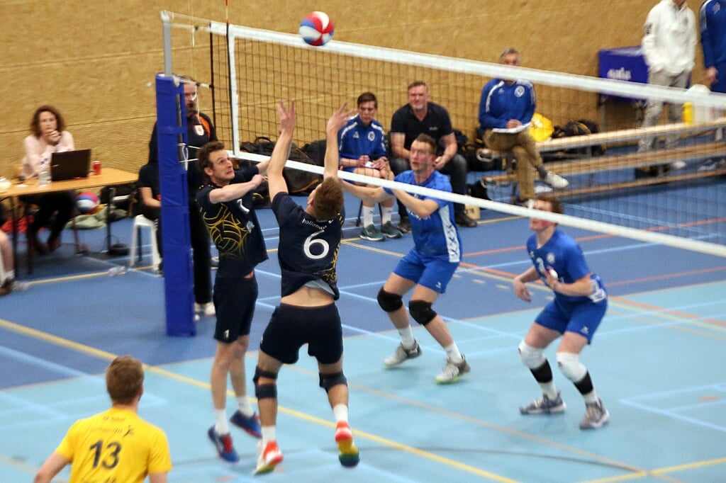 De volleyballers van Inter Rijswijk wonnen zaterdag in sporthal De Altis met 3-1 van Compaen uit Oostzaan. 