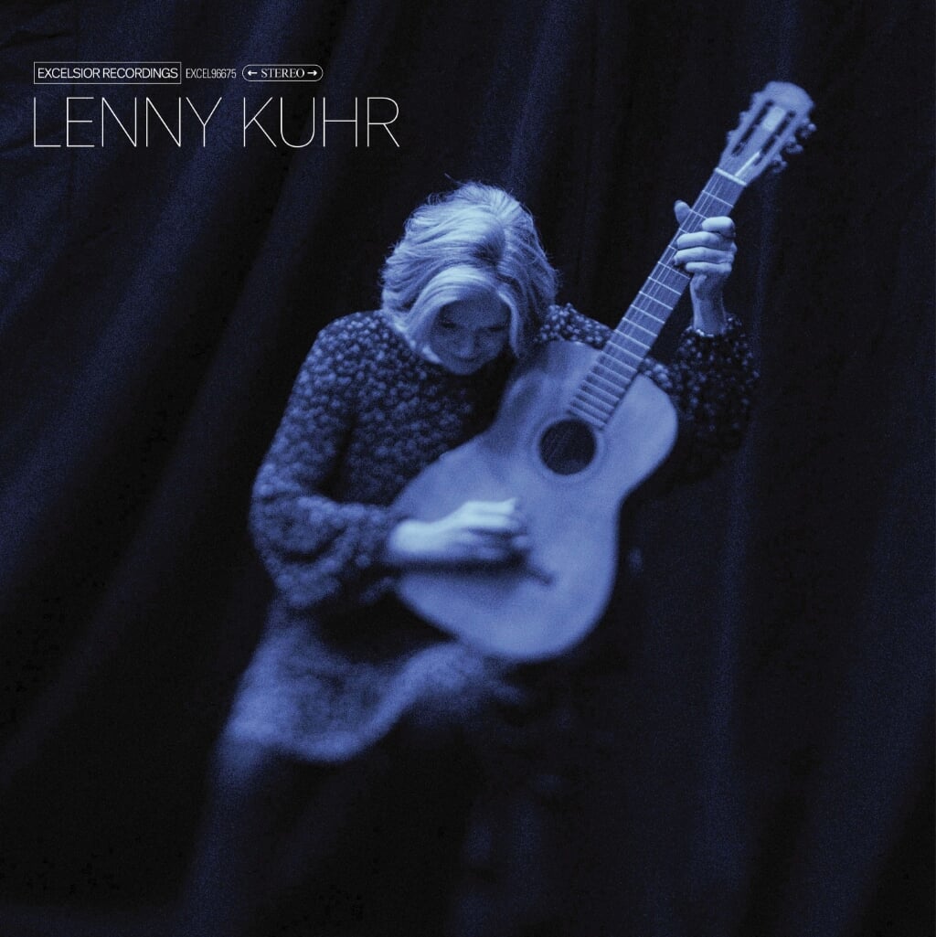 Lenny Kuhr en haar herkenbare zangstem in 't Kerkhuys.