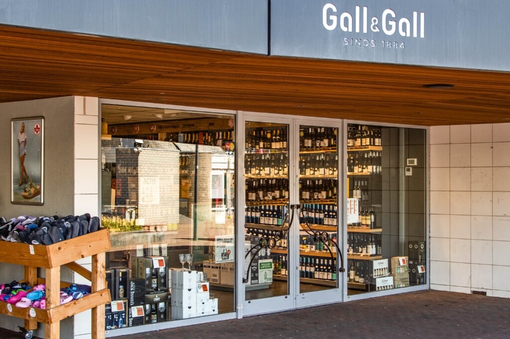 Gall & Gall is een gewilde voorziening op het Raadhuisplein. 