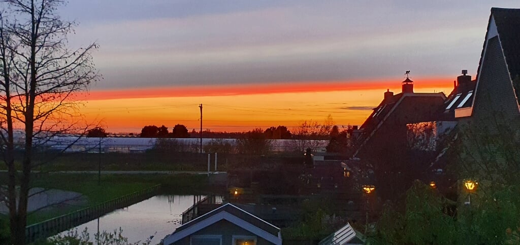 Een mooie zonsondergang in Boskoop.
