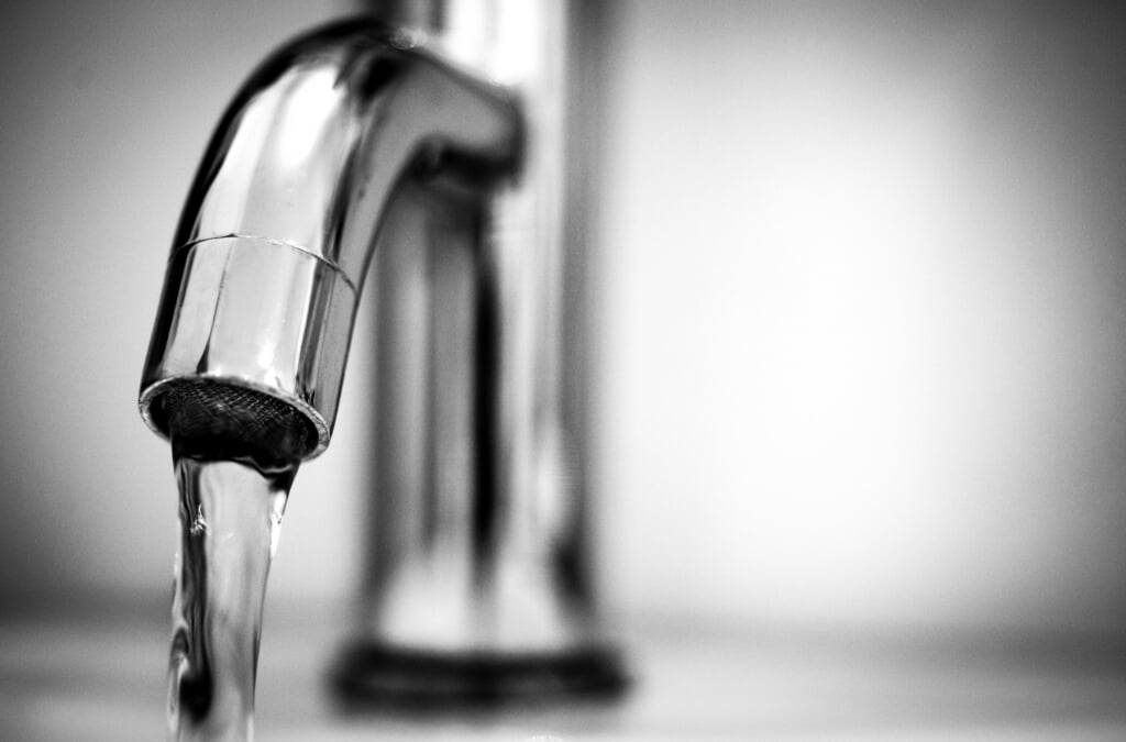 De AWP wil bevorderen dat burgers en bedrijven zuiniger gaan doen met drinkwater. 