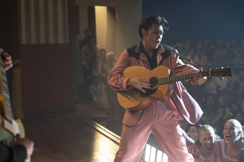 Een film over Elvis Presley is te zien bij Parkvilla.