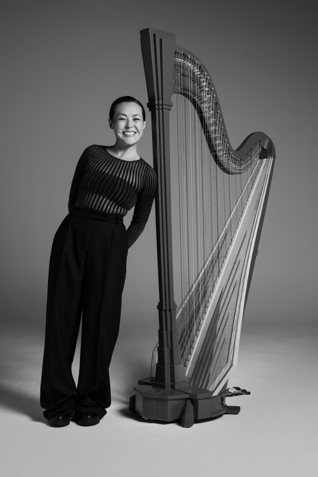 De Nederlands-Koreaanse harpiste Lavinia Meijer.