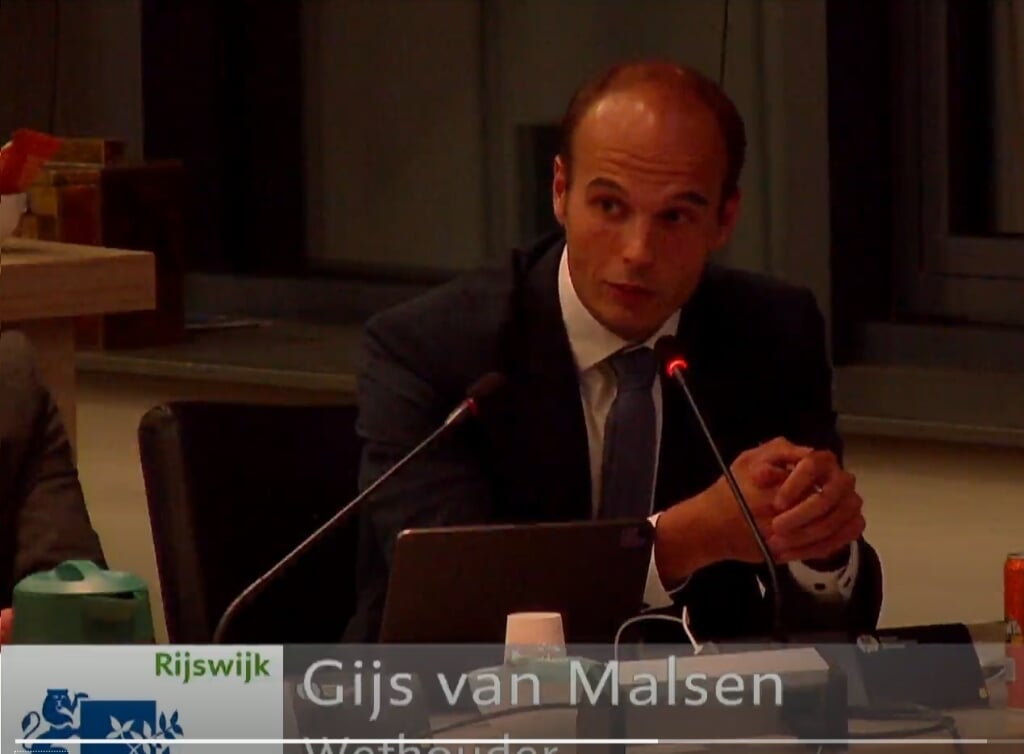 Wethouder Gijs van Malsen werd kritisch bevraagd over het raadsvoorstel.