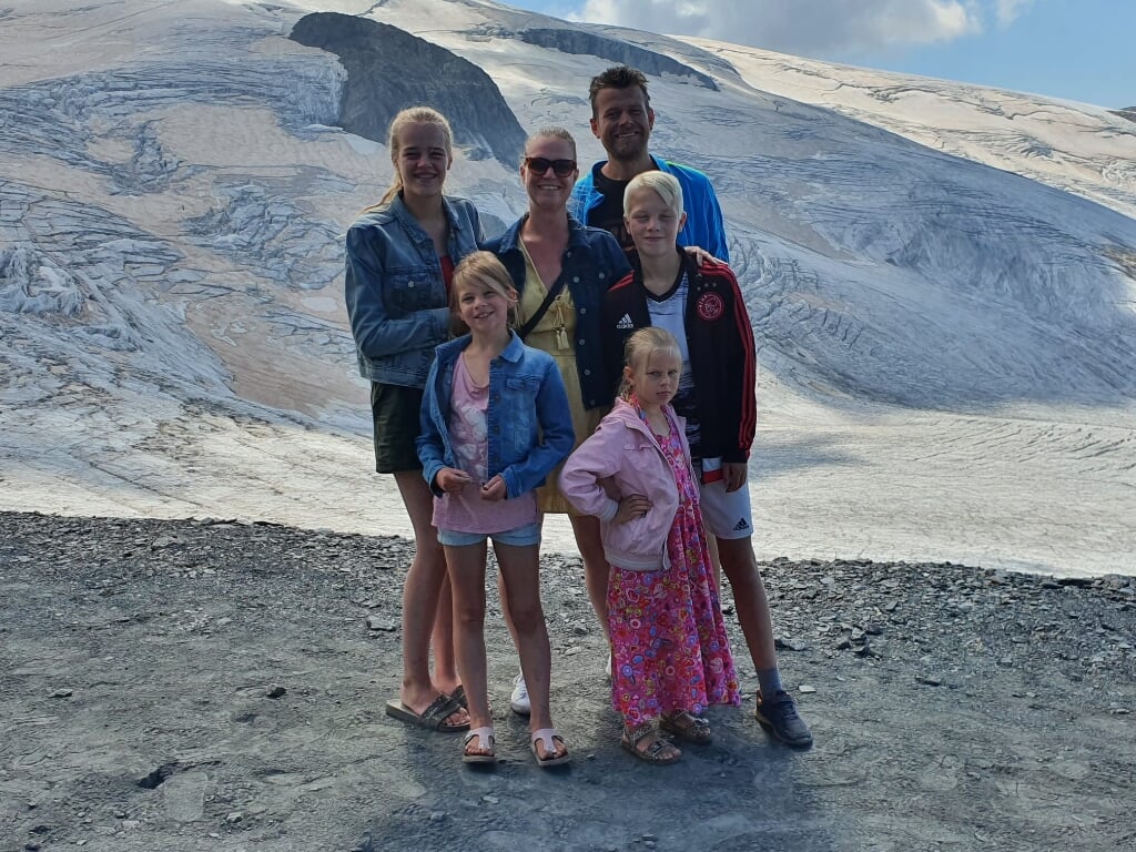 Jorryt, Anja en hun kinderen Sanne, Tim, Jente en Milou.