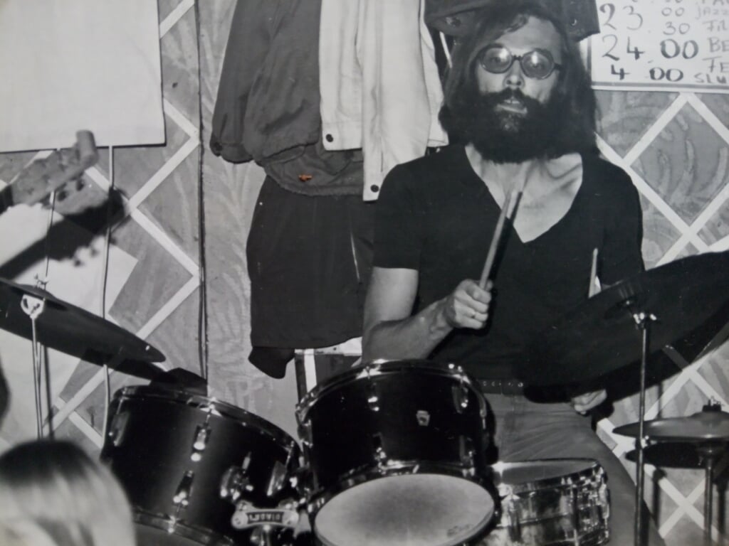 André van Leijen begon als drummer van een schoolbandje en maakte de culturele omwentelingen van nabij mee.
