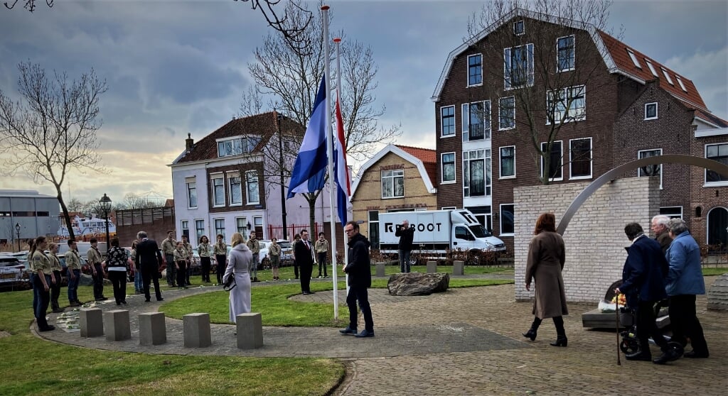 Op 18 maart dit jaar was het precies 80 jaar geleden dat Maassluis werd gebombardeerd door de geallieerden. Daarbij vielen achttien doden. 