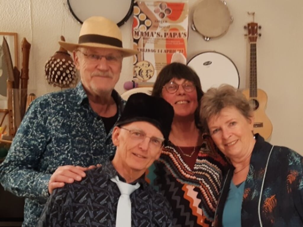 Mama’s & the Papa’s zingen en spelen in Meereboer Oudorp.