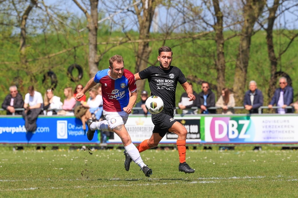 Monster had weinig moeite met Houtwijk en maakt zich op voor het kampioenschap.