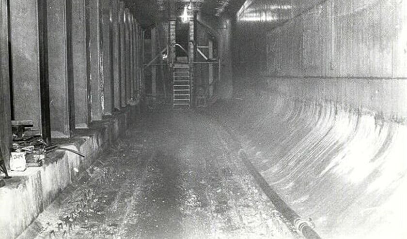 <p>De aanleg van de metrobaan. </p>