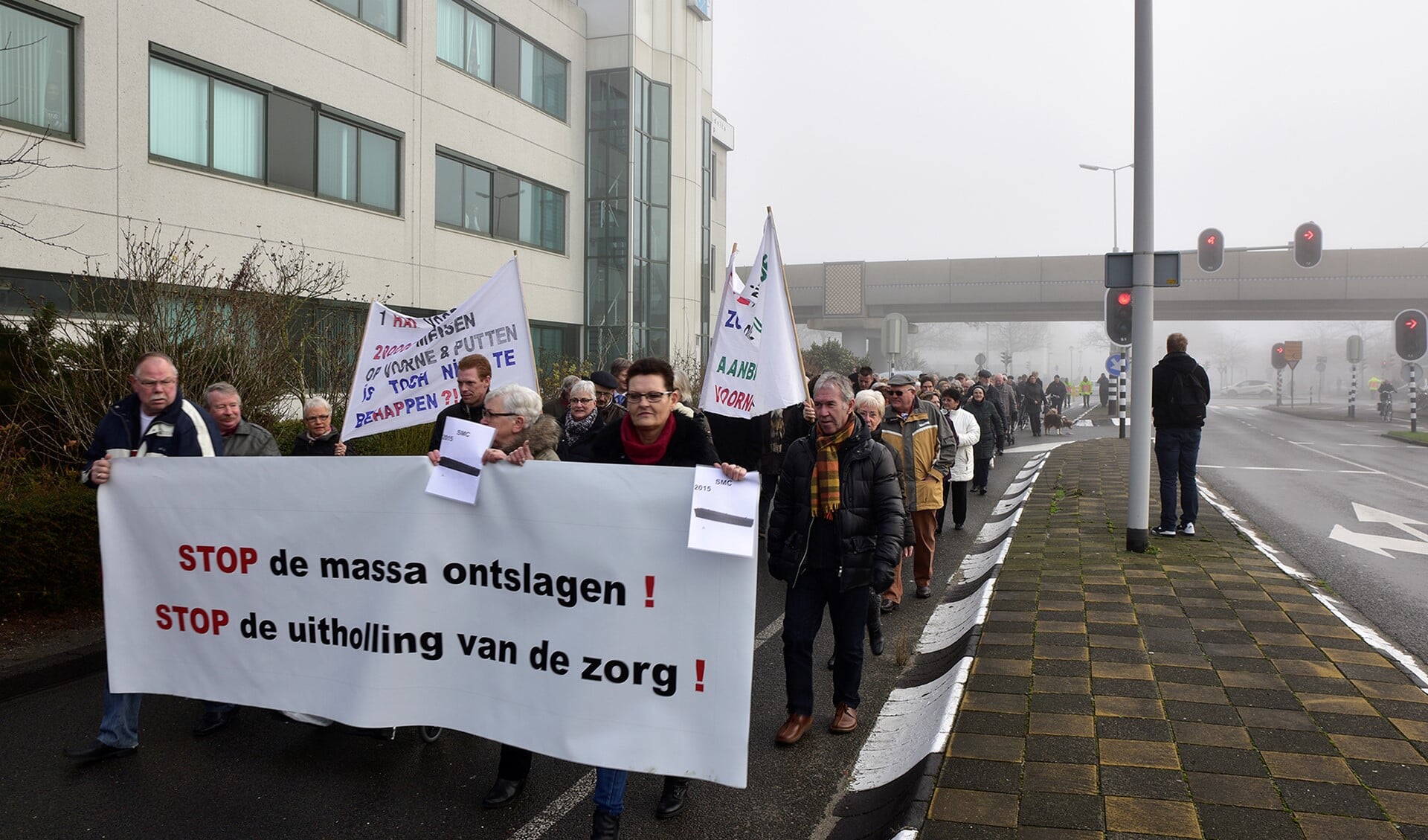 Protesten tegen afbraak van de zorg op Voorne Putten. Archieffoto: René Bakker.
