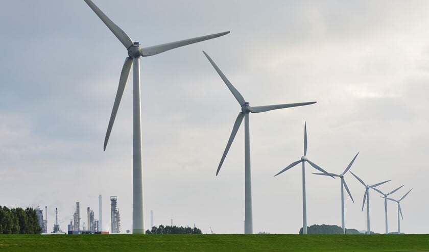 <p>De windmolens in de omgeving van Geervliet. Foto: Foto-OK.nl</p>