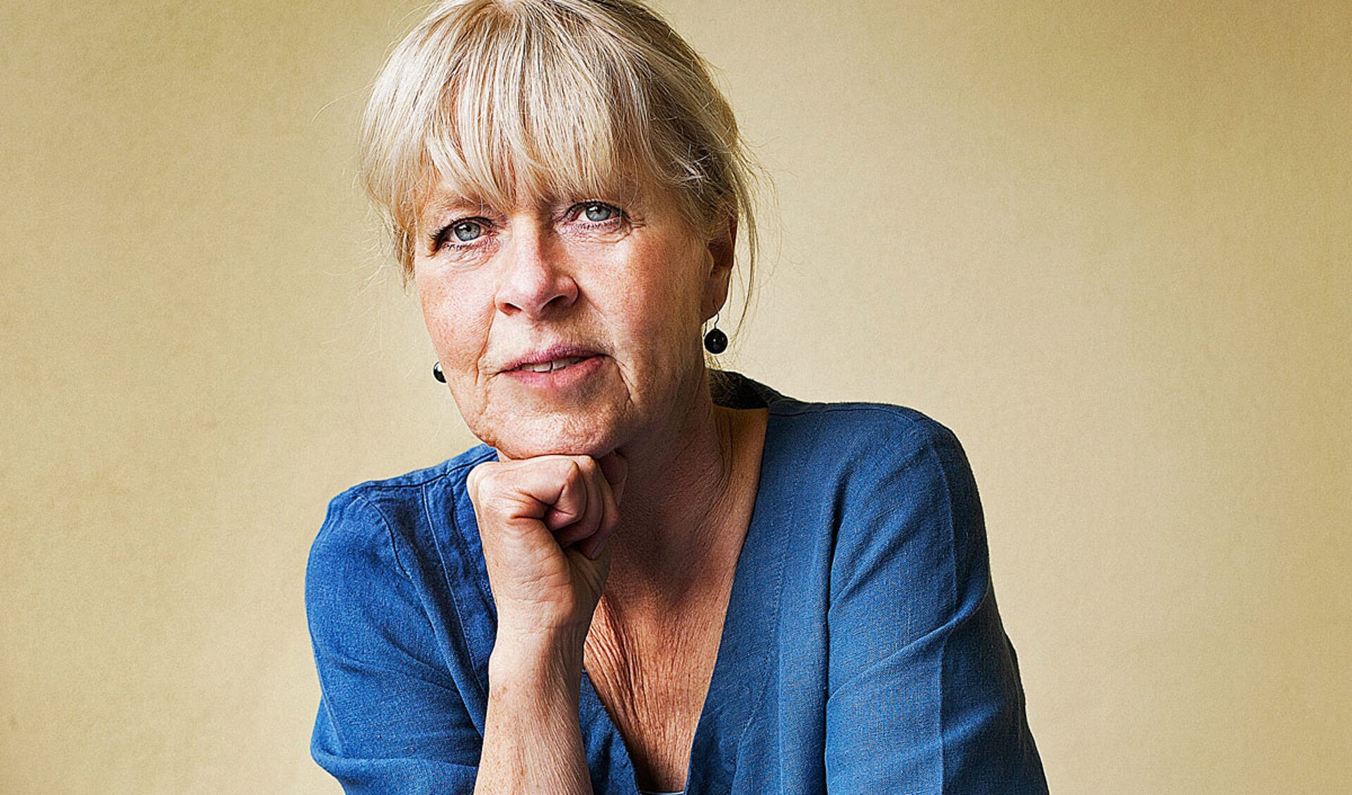 Annegreet van Bergen is een Nederlands journaliste en schrijfster, bekend van haar boek 'Gouden jaren'.