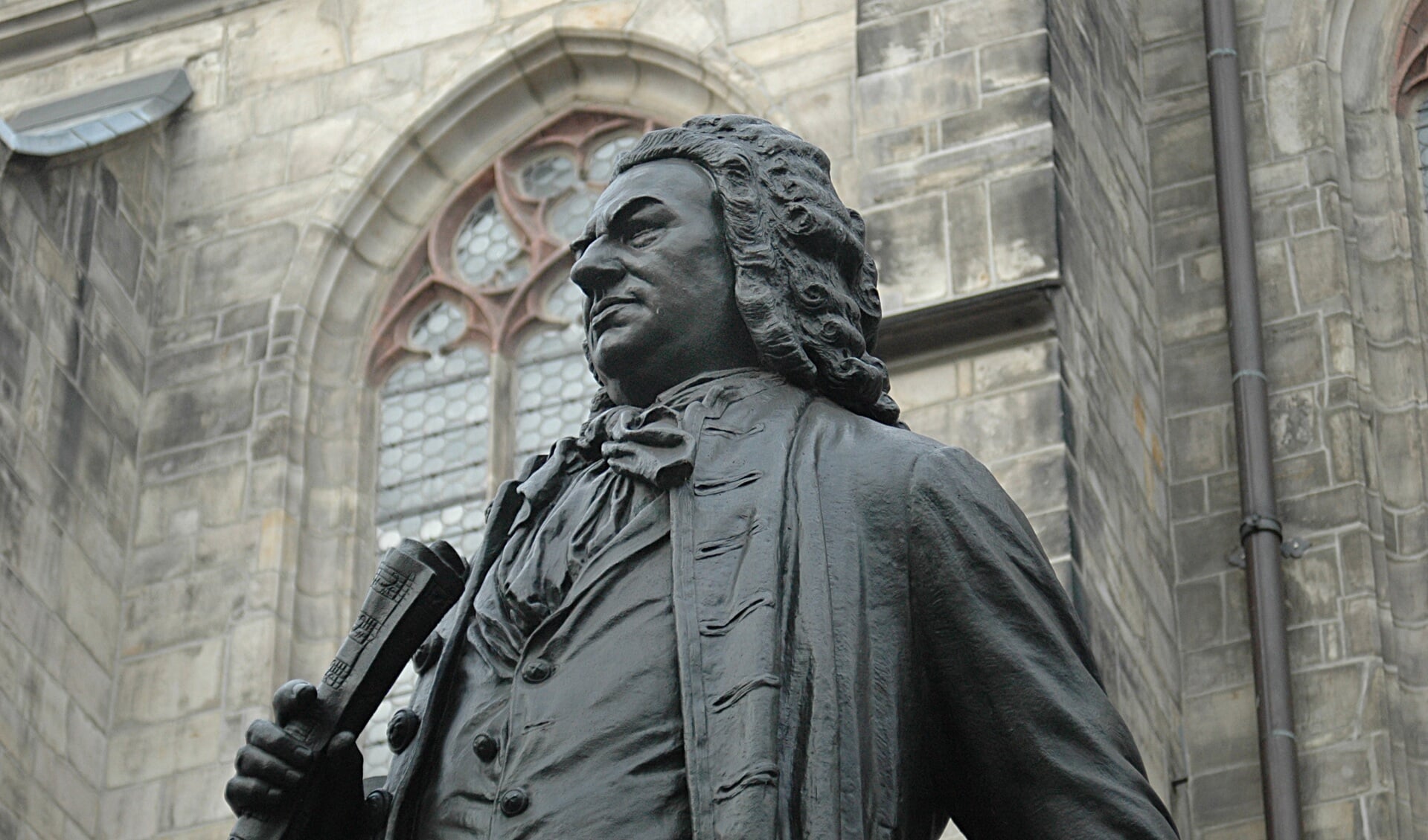 Paul Kieviet heeft een breed repertoire, en laat zich graag inspireren door de orgelkunst van Johann Sebastian Bach. 