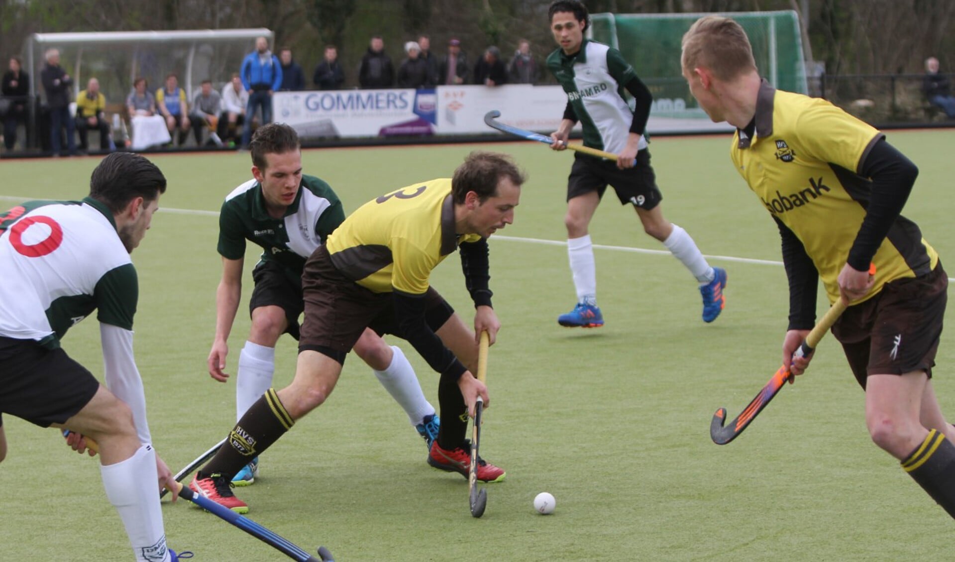 De heren van HV Spijkenisse hebben een prima duel gespeeld tegen Dordrecht. 