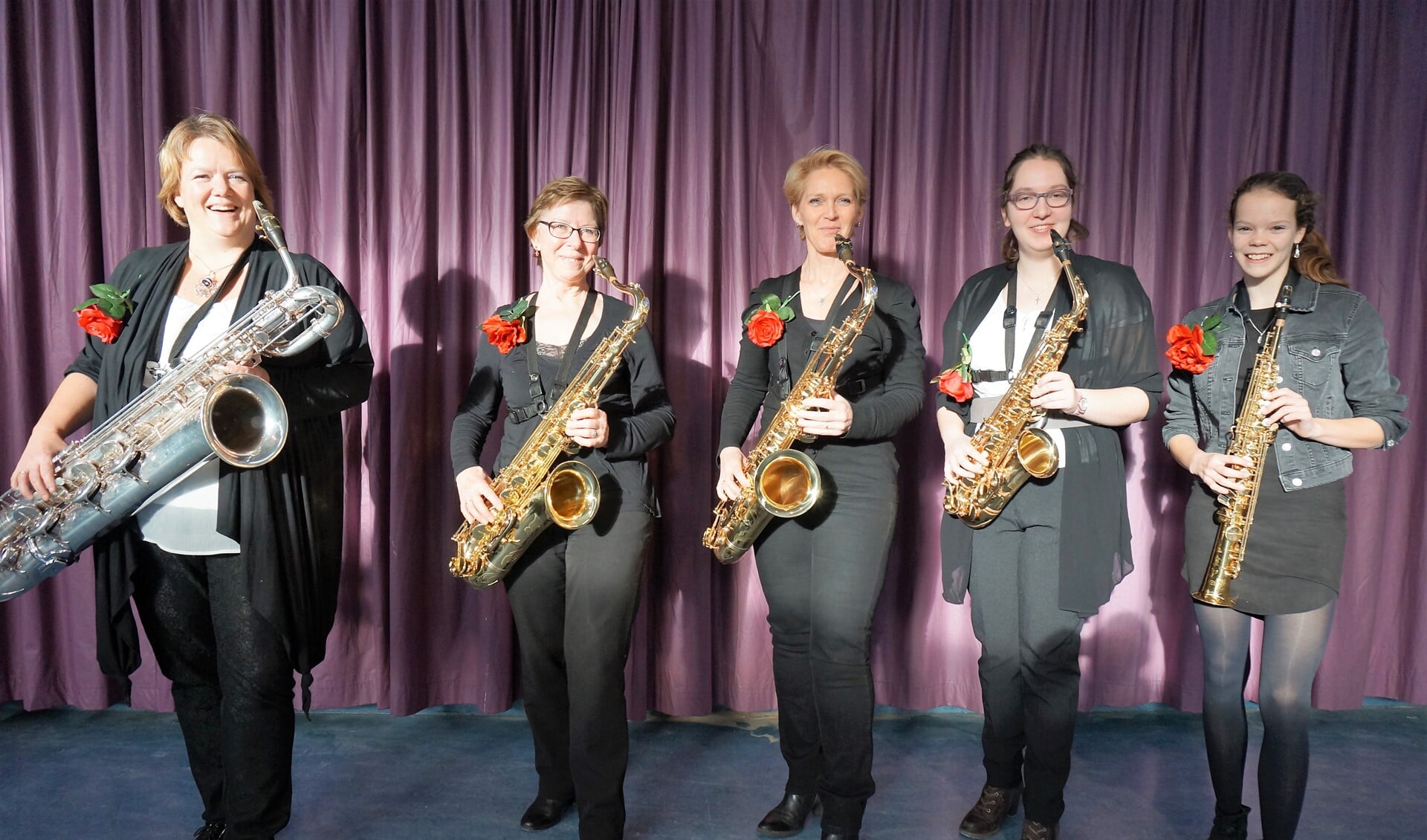 Sax'a'holic is het saxofoonensemble van fanfareorkest Vooruit uit Oude-Tonge. 