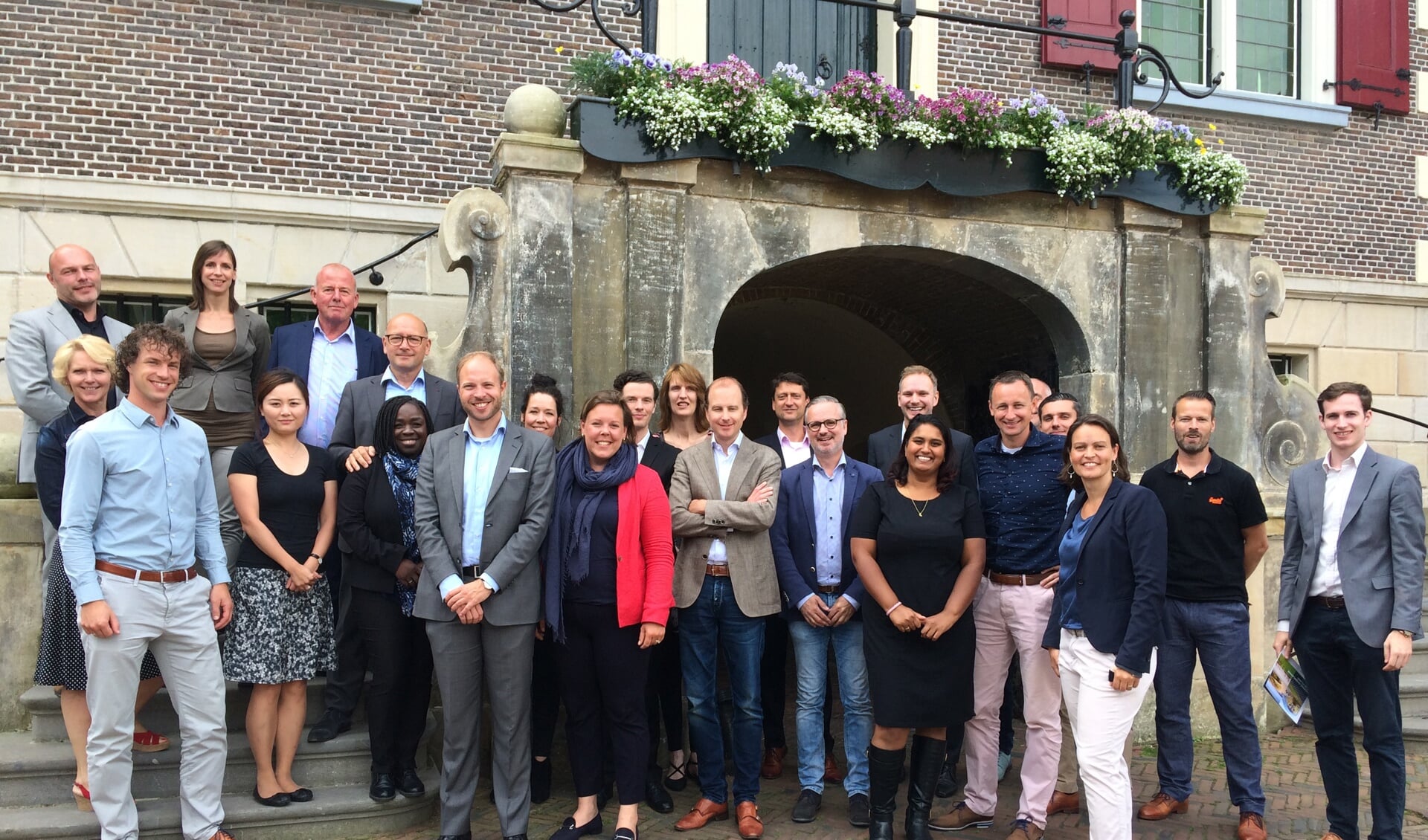 De teams van Goeree-Overflakkee en Rotterdam Partners houden nauw contact over kansen die zich voordoen in de omgeving.