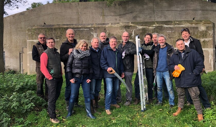 Het noodzakelijk onderhoud aan de wilgen rondom fort Noorddijk is geklaard.