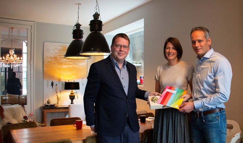 Wethouder Bruggeman bracht een bezoek aan Daniël en Marije.