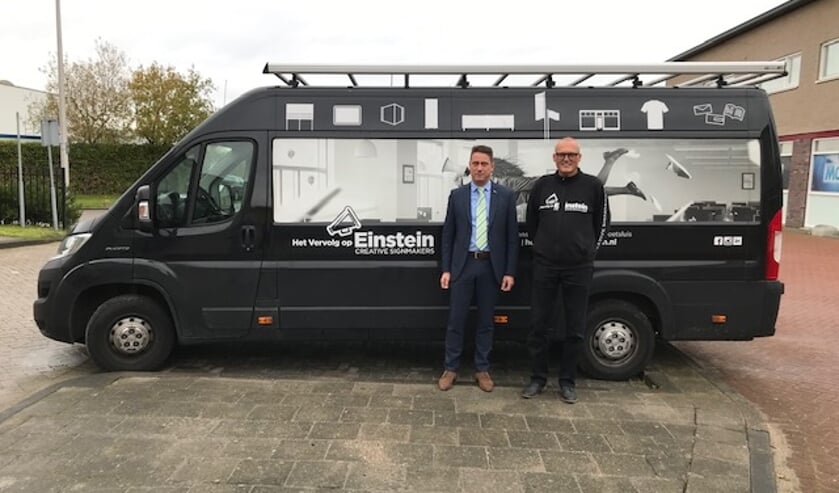 Wethouder Spoon en Robert Bosselaar