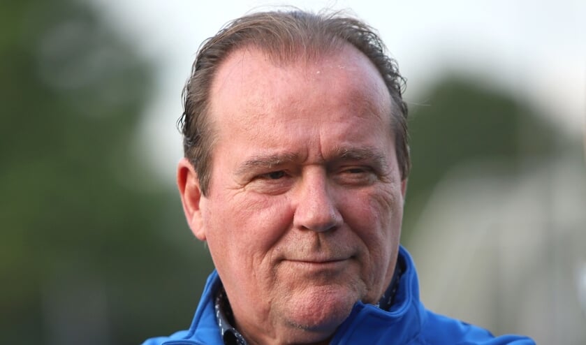 Peter de Haan stopt als trainer.