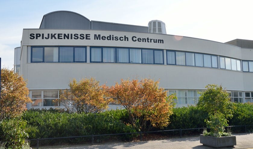 Het SMC is goed te bereiken met het openbaar vervoer en heeft (beperkte) parkeergelegenheid voor de deur. Foto: M.de Haas