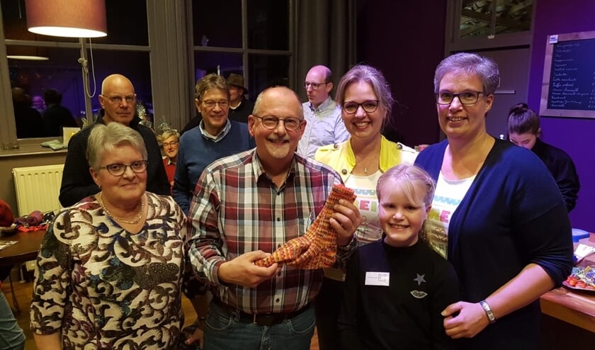 18 dappere mannen durfden de uitdaging aan en kwamen gezellig om een borrel.