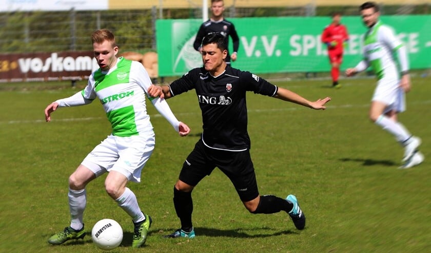 Daan Bourgonje is na een lange lijdensweg weer helemaal terug bij Spijkenisse, en wel met de gelijkmaker.