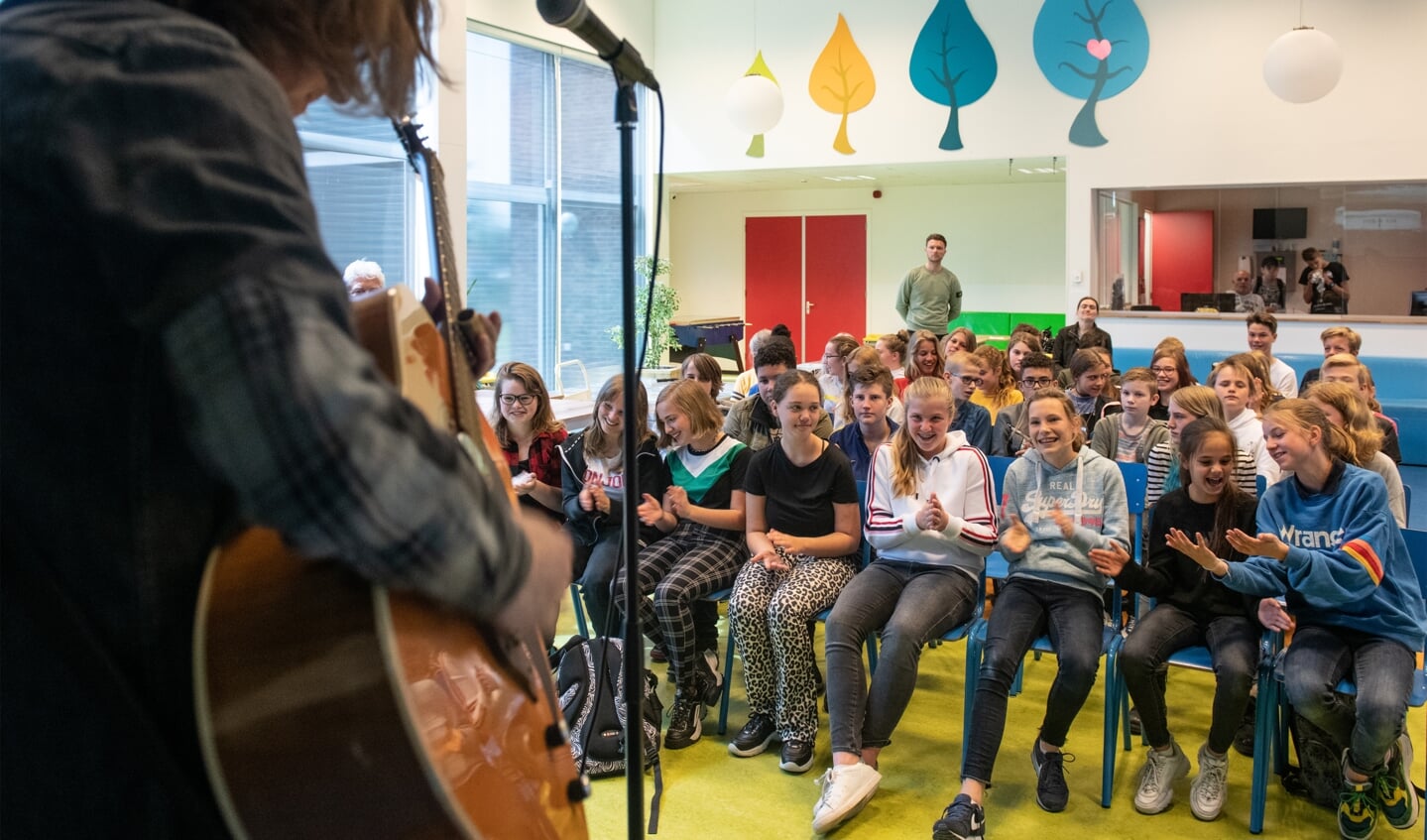 De leerlingen van het Bahûrim konden de échte Blues wel waarderen! (Foto:Jos Uijtdehaage)