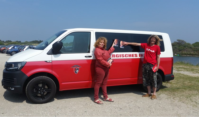 Zaterdag 18 mei trok een campagneteam van PvdA GO naar de stranden van Brouwersdam en Ouddorp met een internationaal verhaal.