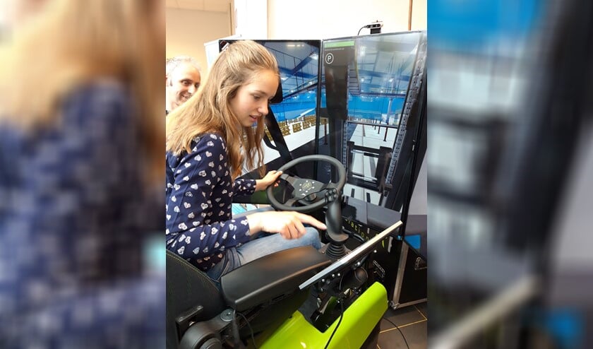 Met behulp van simulatietechnieken werd er onder meer met een vorkheftruck gereden