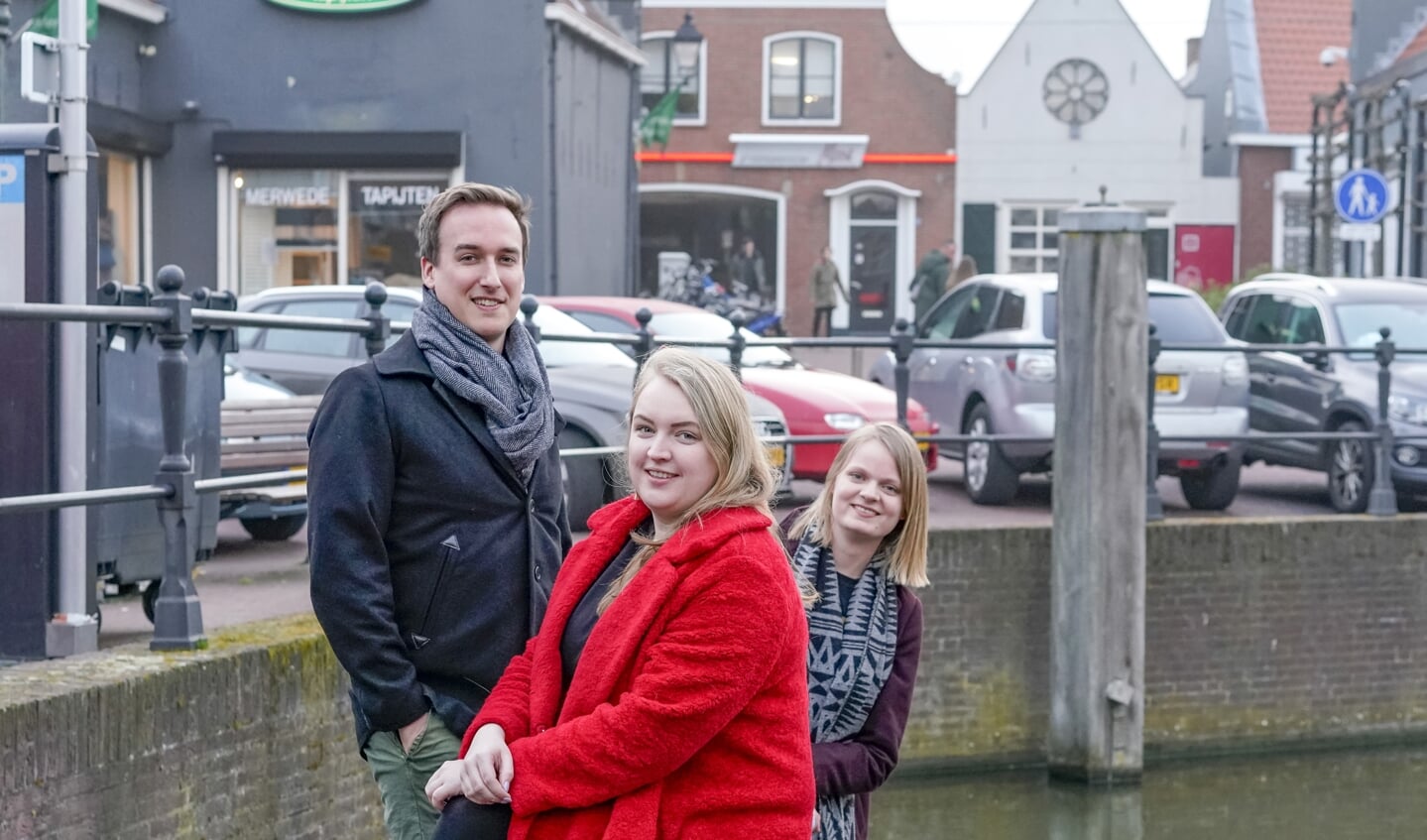 En wie is nu de grote liefde van Billy? Een van deze dames? Foto: Foto-OK.nl