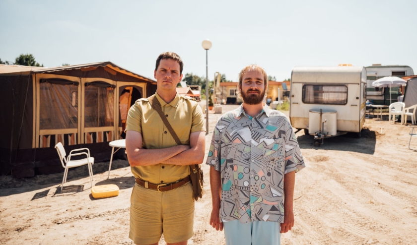 In navolging van een tv-show en een theaterprogramma, maakt Rundfunk het drieluik compleet door nu de bioscoop in te duiken met Rundfunk: Jachterwachter.