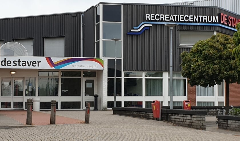 Recreatiecentrum De Staver waarvan het zwembad een onderdeel is.