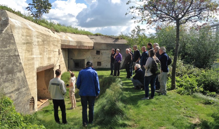 Leuk detail van de grootste geschutsbunker van het landfront: de originele camouflage is nog zichtbaar (op de foto te zien als de grote vlekken op de muur). Foto: (PR)