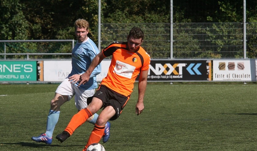 Sven Groenenboom kwam tegen een sterk HermesDVS niet tot scoren voor Rockanje. (Foto: Wil van Balen).