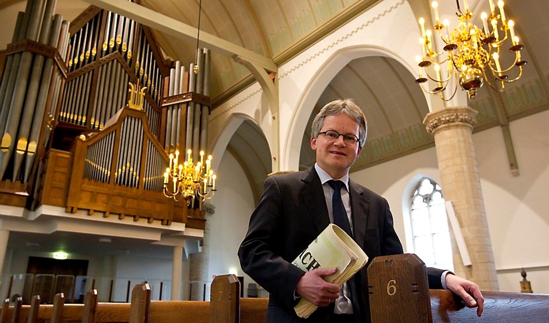 Paul Kieviet is als organist verbonden aan de Hervormde Gemeente en de CGK te Middelharnis en de Hervormde Gemeente te Sommelsdijk. 
